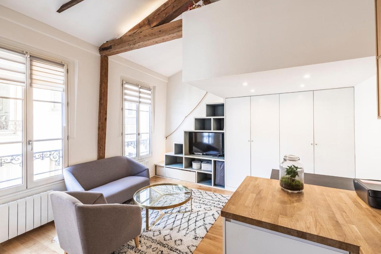 Tourville - Tres Beau Studio - Bail Mobilite Paris Bagian luar foto